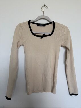 Haeof Cream Ribbed Long-Sleeve Tee with Black Trim and Bow Size Small